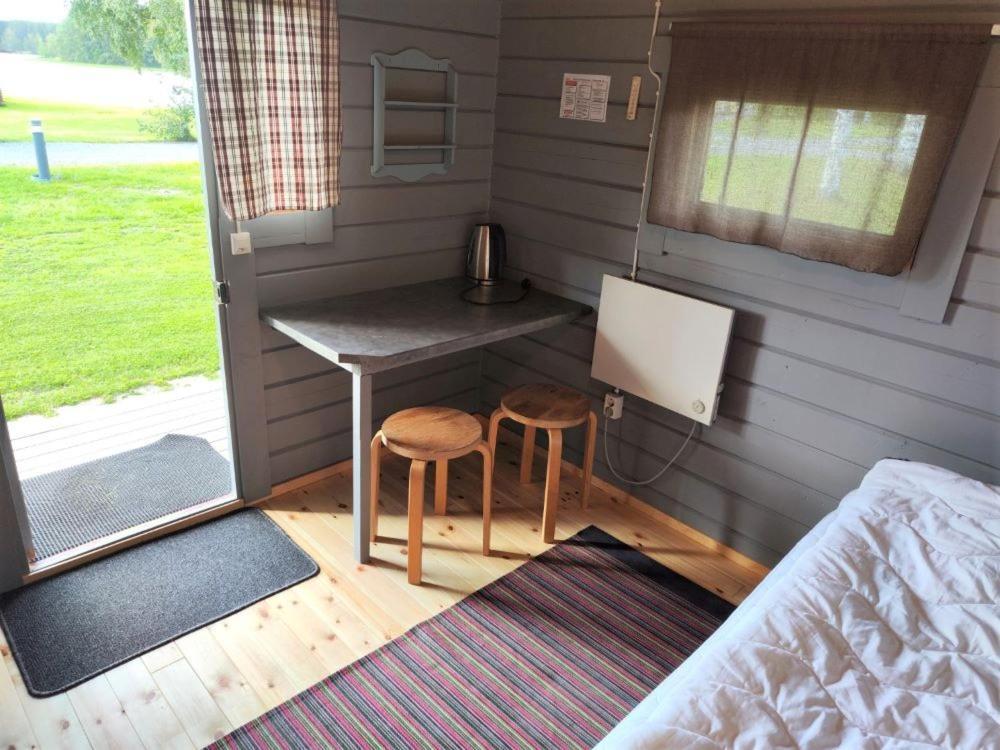 Tastulan Lomakylae Hotel Kaustinen Екстериор снимка