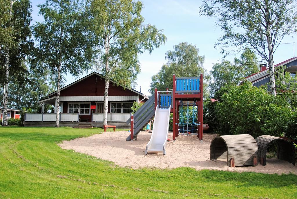 Tastulan Lomakylae Hotel Kaustinen Екстериор снимка